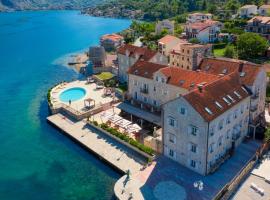 Hotel Splendido, hotel di Kotor