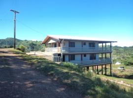 Apartment Sleeps 4 with Sea Views，薩武薩武的便宜飯店