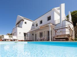 Home2Book Stunning Villa Raquel, Pool & View, hotel i Sauzal