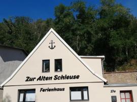 Ferienhaus Zur alten Schleuse: Wettin şehrinde bir otel