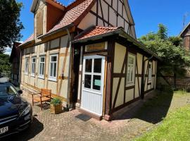 Ferienwohnung Alte Dorfschule, cheap hotel in Witzenhausen