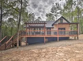 Modern Cabin with Spacious Deck, BBQ, and Pergola!