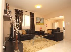 Fully Airconditioned apartment in the heart of Malta, hotel v destinaci Żebbuġ
