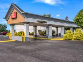 Econo Lodge Inn & Suites Chambersburg Central