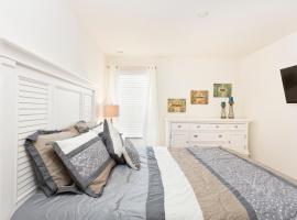 3Br 3Bath Townhome BBQ Pool 15min Disney 1291ft, готель у місті Кіссіммі