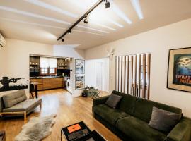 Fort D-Val luxurious apartment, apartment in Angistron