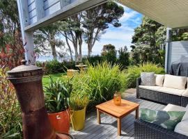 Goat Island Bungalow, holiday home in Ulverstone