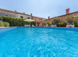 Pool & Sun Villa Rici