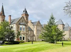 No 49 a spacious executive apartment in Inverness