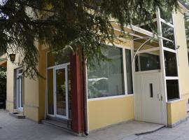 Cospea B&B, hotel in Terni