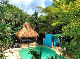 Gardenhotel Macan Ché B&B, hotel v destinaci Izamal