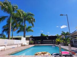 Elementz Apartments, hotell i Paramaribo
