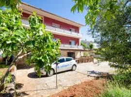 Apartments Mladen Jelica