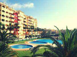 Casa de Fabian Appartment + WIFI near beach/port: La Manga del Mar Menor, Puerto deportivo Tomas Maestre yakınında bir otel