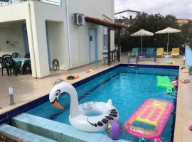 Breathtaking sea and Mountain views with Private pool, Peace full relaxing Villa with WiFi near Shops and Restaurants