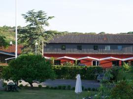 Hos Engholm, hotel v destinaci Sandvig
