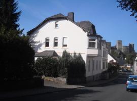 Dach-Studio-Runkel Schadecker Straße 6, hotel v destinaci Runkel