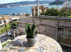 Apartamento nuevo con vistas, hotel em Combarro