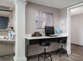 Quality Inn Wilmington, hotel near Wilmington International Airport - ILM, 
