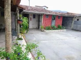 Hostel Canto da Praia São Sebastião - próximo ao enrocamento Caraguatatuba