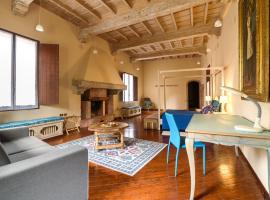 Castello di Montonate, hotel a Mornago