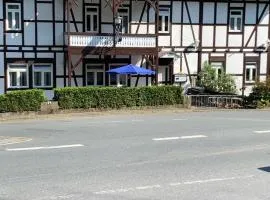 Monteurzimmer Ahnetal Zweibettzimmer Einzelzimmer mit eigenem Bad