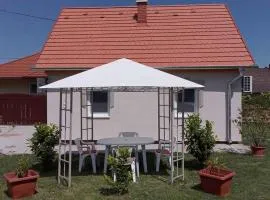 Apartment Balatonbereny 9