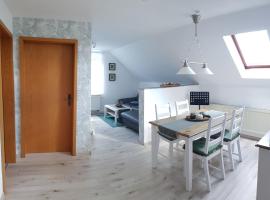 Ferienwohnung Schöne Aussicht, hotel v destinaci Treben