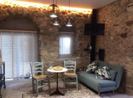 Laryssiou Suite, hotel in Gythio