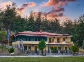 River Side Rooms, cheap hotel in Elassona