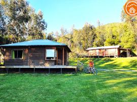 Cabañas Cerro Colorado Lago Colbún, Hütte in Talca