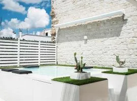 Ulivi Bianchi Luxury Home in Puglia