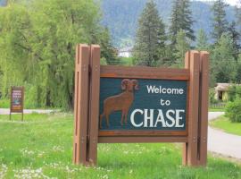 Chase Country Inn, hótel í Chase