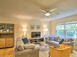 Mid-Century Bozeman Townhome about 1 Mi to Dtwn!