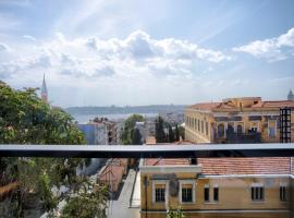 Los 10 mejores hoteles cerca de: Mimar Sinan Fine Arts University,  Estambul, Turquía