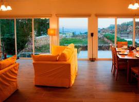 Beautiful Ocean views at Quinta la Mexicana! 8 ppl, holiday home in Ensenada