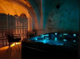 L'envoûtement Provençal, jacuzzi privatif et SPA, ξενοδοχείο σε Orgon