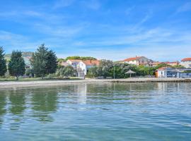 House Cvit, hotel in Dobropoljana