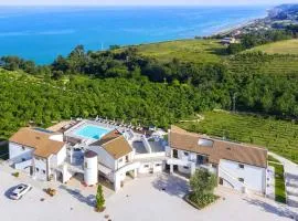 Apartment in Pedaso with Sea View & Pool