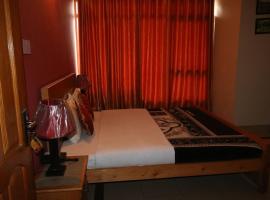 Grandeur Hotel, hotel in Bālak Bhanna