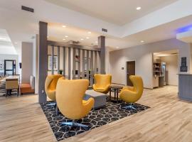 Comfort Suites Grandview - Kansas City, 3-звезден хотел в Grandview