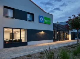 Sure Hotel by Best Western Les Portes de Montauban، فندق في مونتوبان