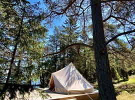 Glamping in the Trosa Archipelago, hotel a Trosa