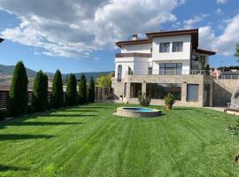 Луксозна вила - Стрелча, джакузи с минерална вода, vila v destinaci Strelča