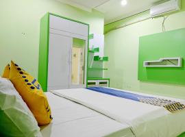 Radio Backpacker Guesthouse Syariah, hotel poblíž Letiště Husein Sastranegara - BDO, Bandung