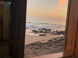 beachfront house, hotel in Taghazout