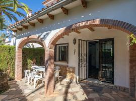 La casa de la Playa. Piscina, Wifi y Terraza., Hotel in Denia