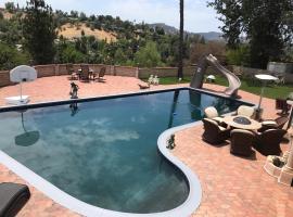 paradise luxury experience, hotel with pools in Woodland Hills