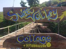 Sweet Valley Cottages, hotel in Arambol
