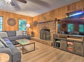 Weaverville Home with Wraparound Deck and Fire Pit!, хотел в Weaverville
